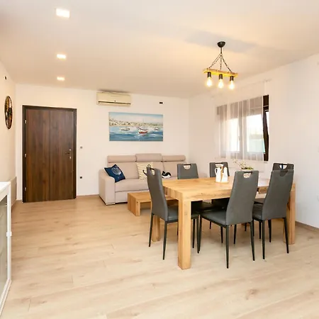 Isabella Holiday home Medulin