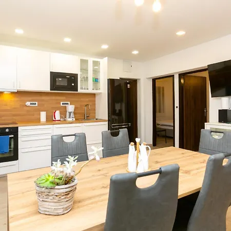 Holiday home Isabella *